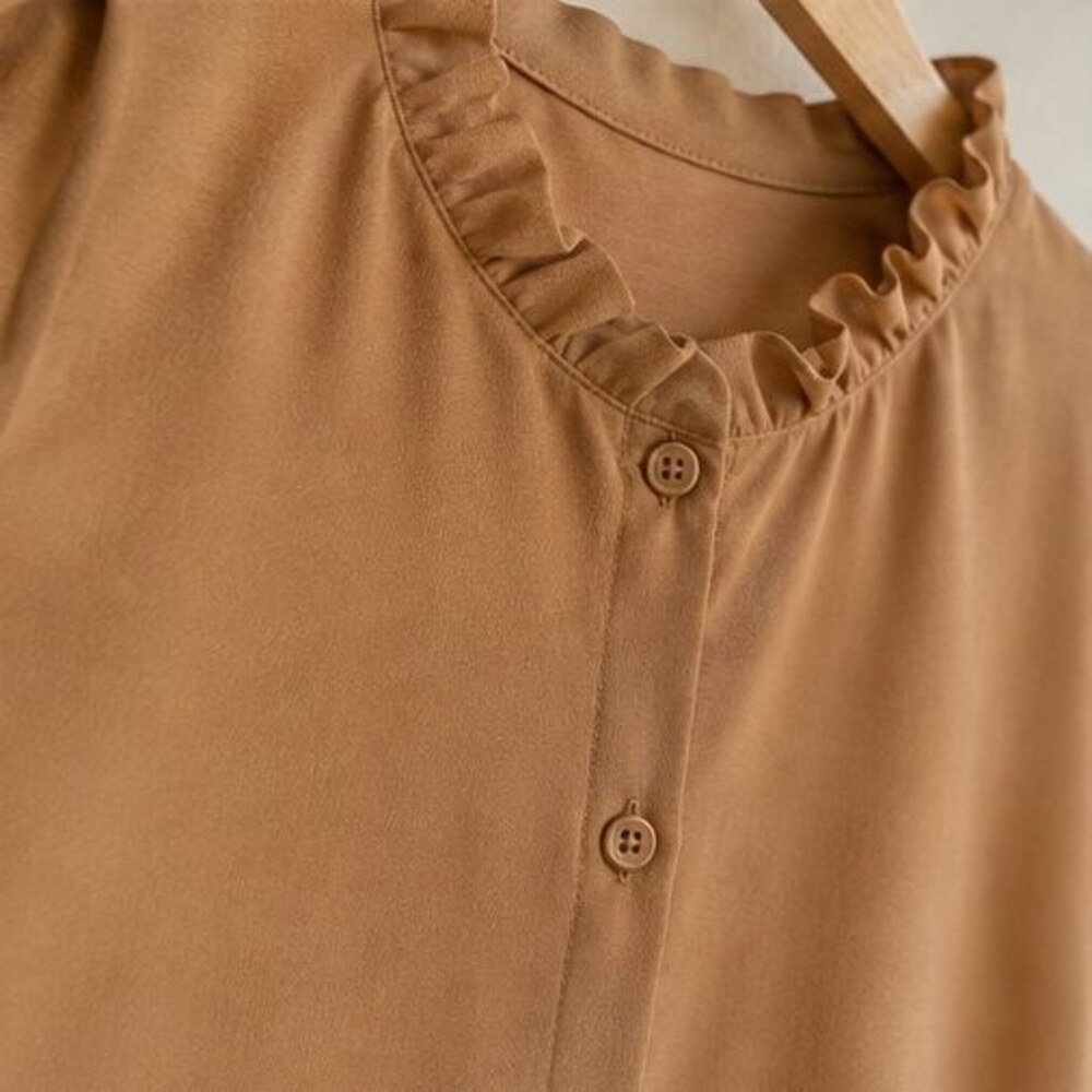 Camel Ruffle Collar Blouse - Picture 4 of 6